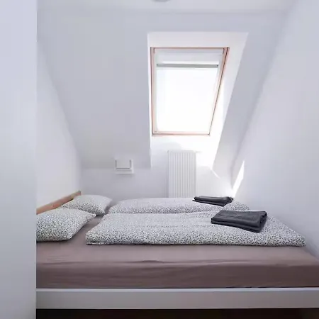 Staryj Kot * Bratislava